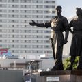 Скульптуры на мосту: сродни "Оде Сталину", но судьба иная