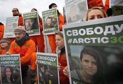Protestuotojai reikalauja laisvės „Arkties 30-tukui“