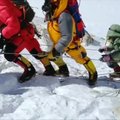 Kopimas į Everestą virto mirtinomis lenktynėmis