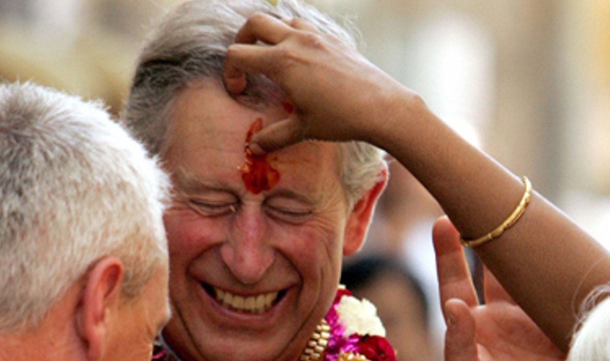 Britanijos Princas Charlesas su oficialiu vizitu lankosi Indijoje. 