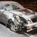 Reido naktį Vilniuje siautėjęs vairuotojas užmigo policijos automobilyje
