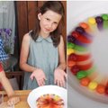 Šį eksperimentą vaikai norės pakartoti dar ne kartą: štai ką galima sukurti iš spalvotų saldainių