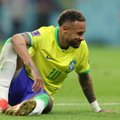Brazilija triumfuoja, Neymaras verkia – trauma gali palikti žvaigždę be pasaulio čempionato