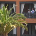 Karantinuotą viešbutį Kanarų salose palieka pirmieji sveiki svečiai
