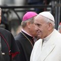Pope Francis bids farewell to Lithuania