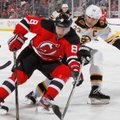 NHL rungtynėse su „Bruins“ klubu - penktas rezultatyvus D.Zubraus perdavimas