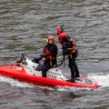 Klaipėdoje ugniagesiai iš upės ištraukė žmogaus kūną