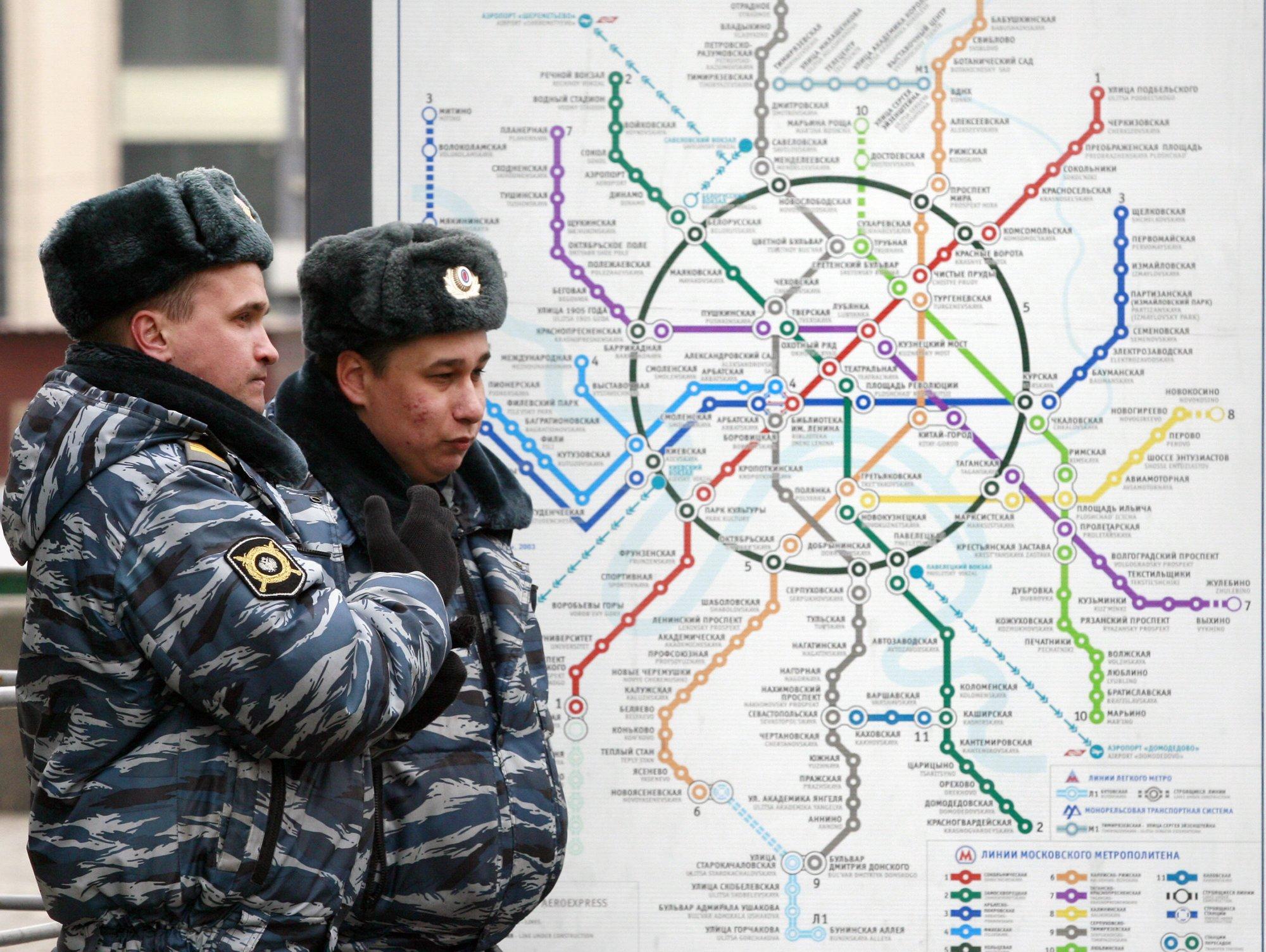 Брав метро. Полис метро Москва в реальной жизни. Станция полис. Станция полис в Москве. Полис станция метро.