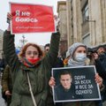 Rusijos prokurorai po 3,3 tūkst. protestuotojų sulaikymo tiria galimą policijos smurtą