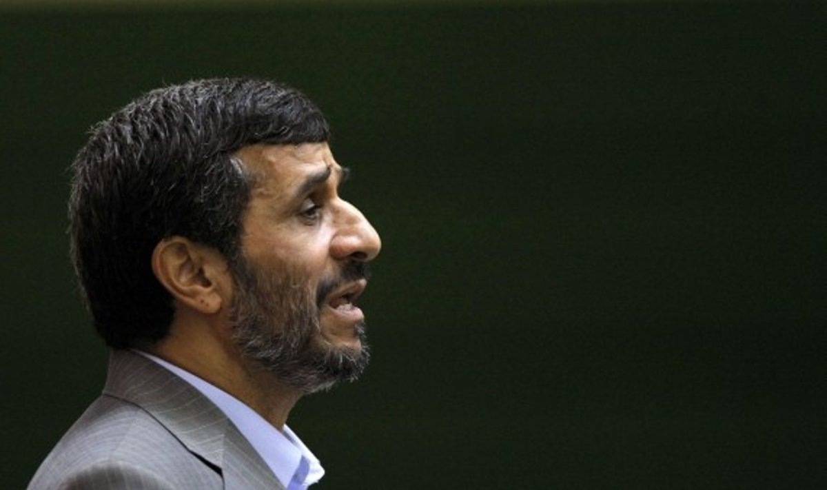 M.Ahmadinejado prisaikdinimo ceremonija