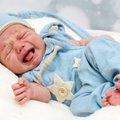 Oftalmologė pataria, kada vertėtų sunerimti dėl ašarojančių kūdikio akių