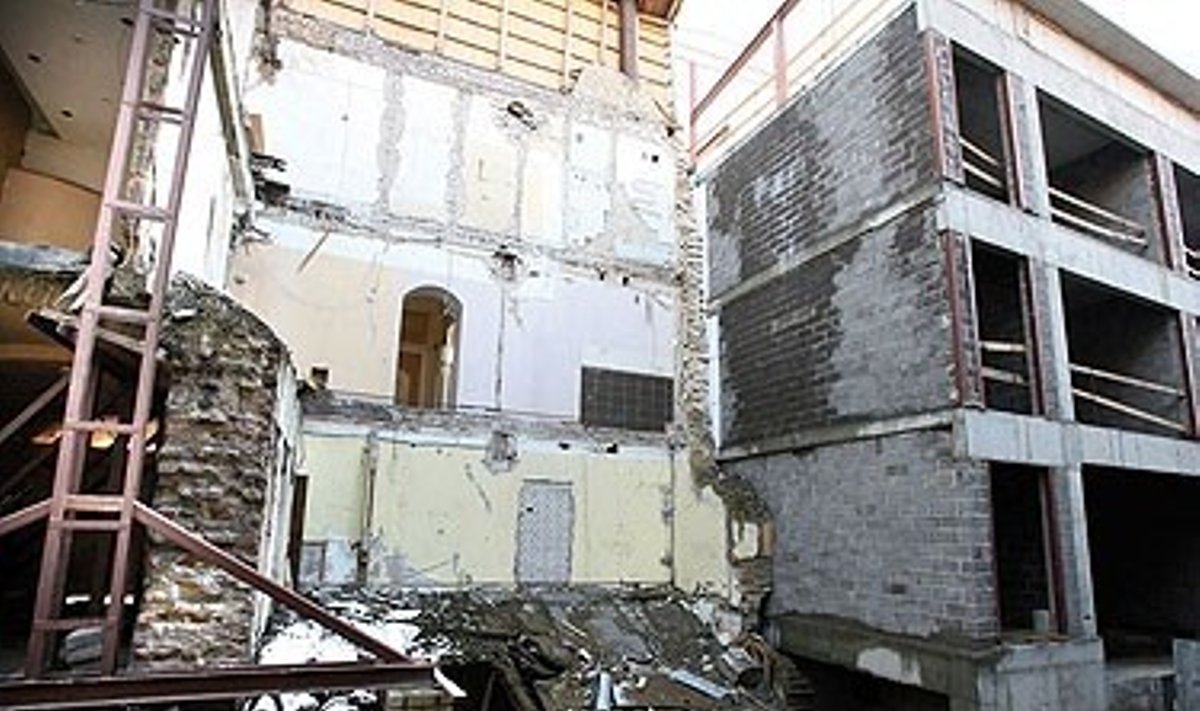 Sugriuvęs namas Šiaulių gatvėje, Vilniuje