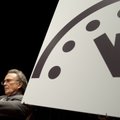 Pasaulio pabaigos laikrodis rodo be penkių pusiaunaktį