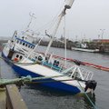 Incidentas Klaipėdoje: Danės upėje vėl ėmė skęsti laivas