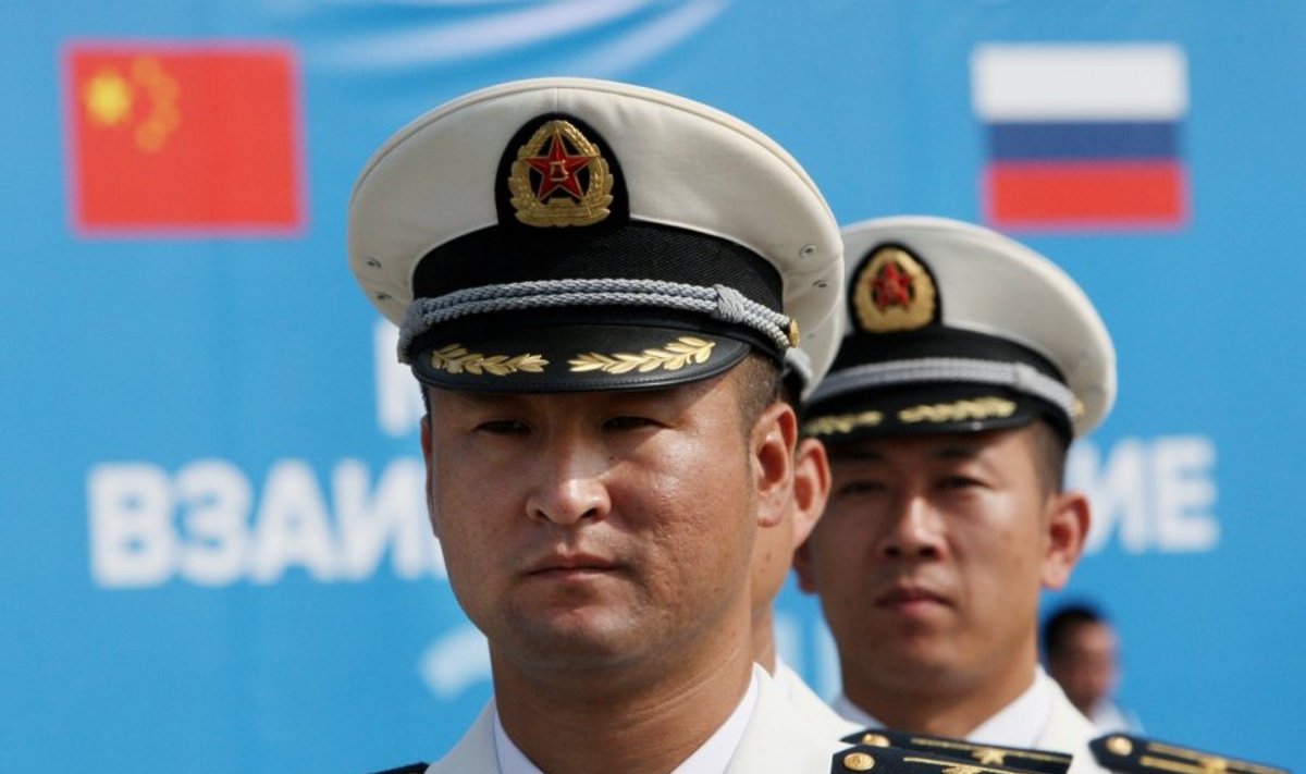 Rusija ir Kinija pradėjo bendras karines pratybas