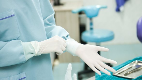 Lietuvos odontologai: norime medikams, ligoniams padėti ne tik materialine ar finansine pagalba, bet ir savanoryste