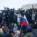 „Nieko nedominančio tinklaraštininko“ efektas: Navalnas laimi, tačiau opozicija raginama nepulti į sėkmės euforiją