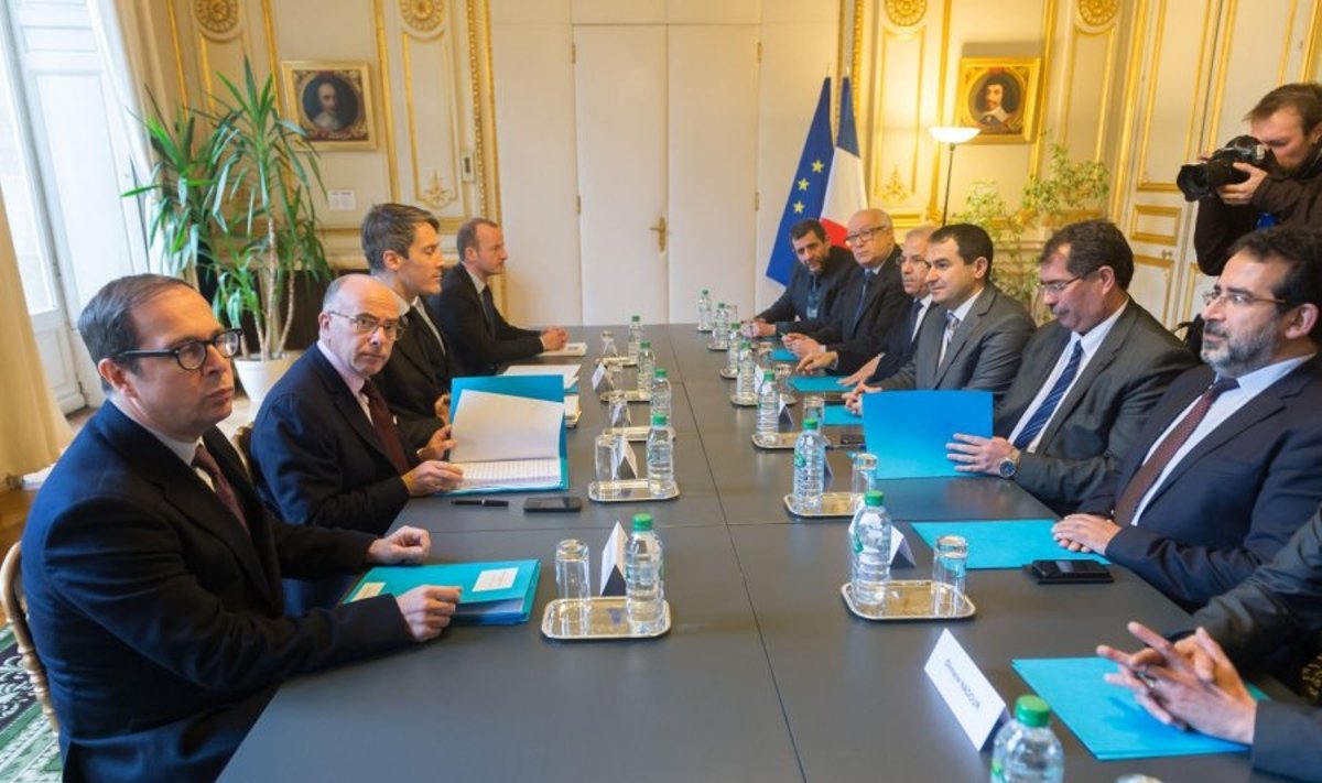 Prancūzijos musulmonų religijos tarybos vadovas Anouaras Kbibechas dalyvauja specialiame posėdyje