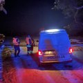 Gelbėjimo operacija Kauno Jachtklube: į vandenį įlūžo automobilis, narai ieškojo žmonių