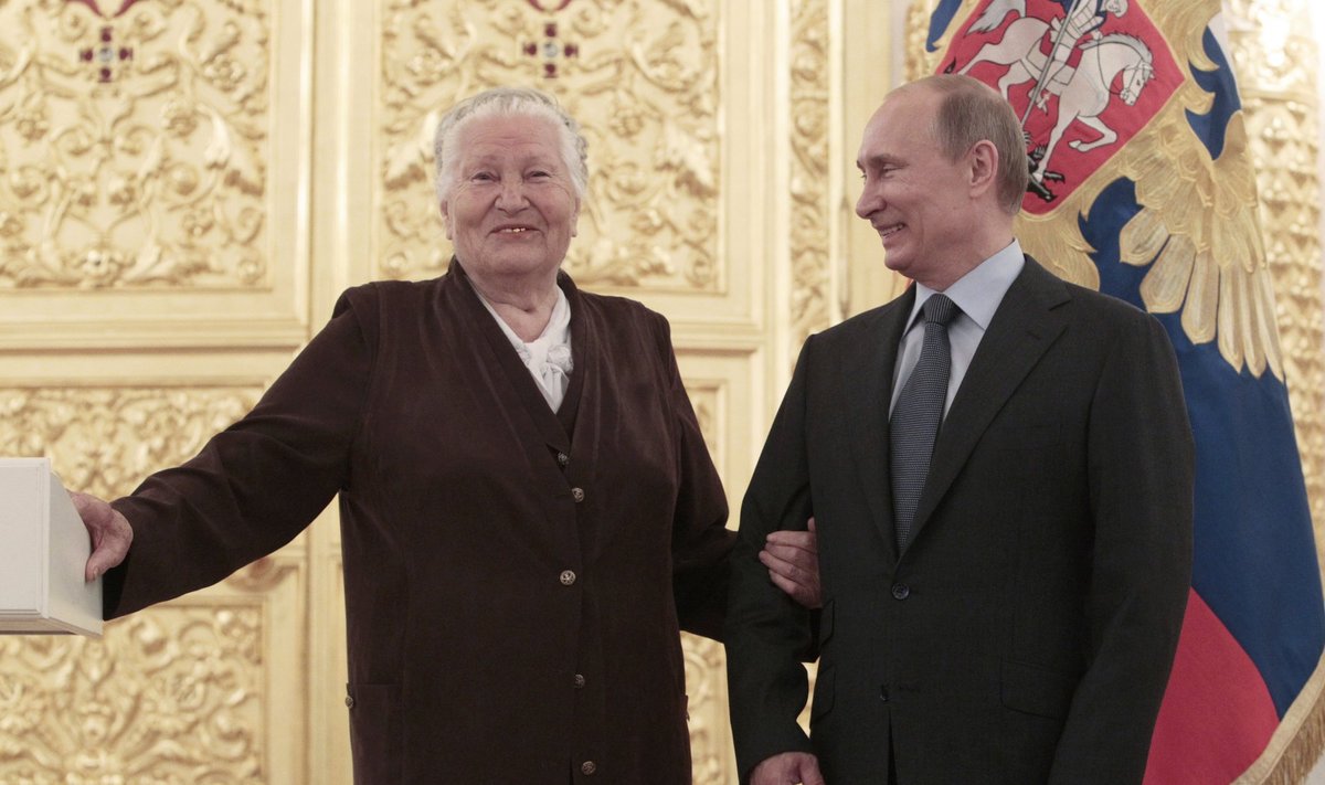 Nina Ponomariova ir Vladimiras Putinas