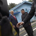 Šiaurės Korėjos žiniasklaida dėl Trumpo susitikimo su Kim Jong Unu eina iš proto