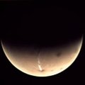 Į Marsą grįžo paslaptingas ilgas ir plonas debesis – su vulkaniniu aktyvumu tai nesusiję