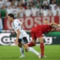 EURO-2012: M.Gomezo įvartis galva lėmė Vokietijos rinktinės pergalę prieš portugalus