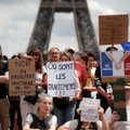 Ne, į protestus Prancūzijoje nesusirinko du milijonai žmonių
