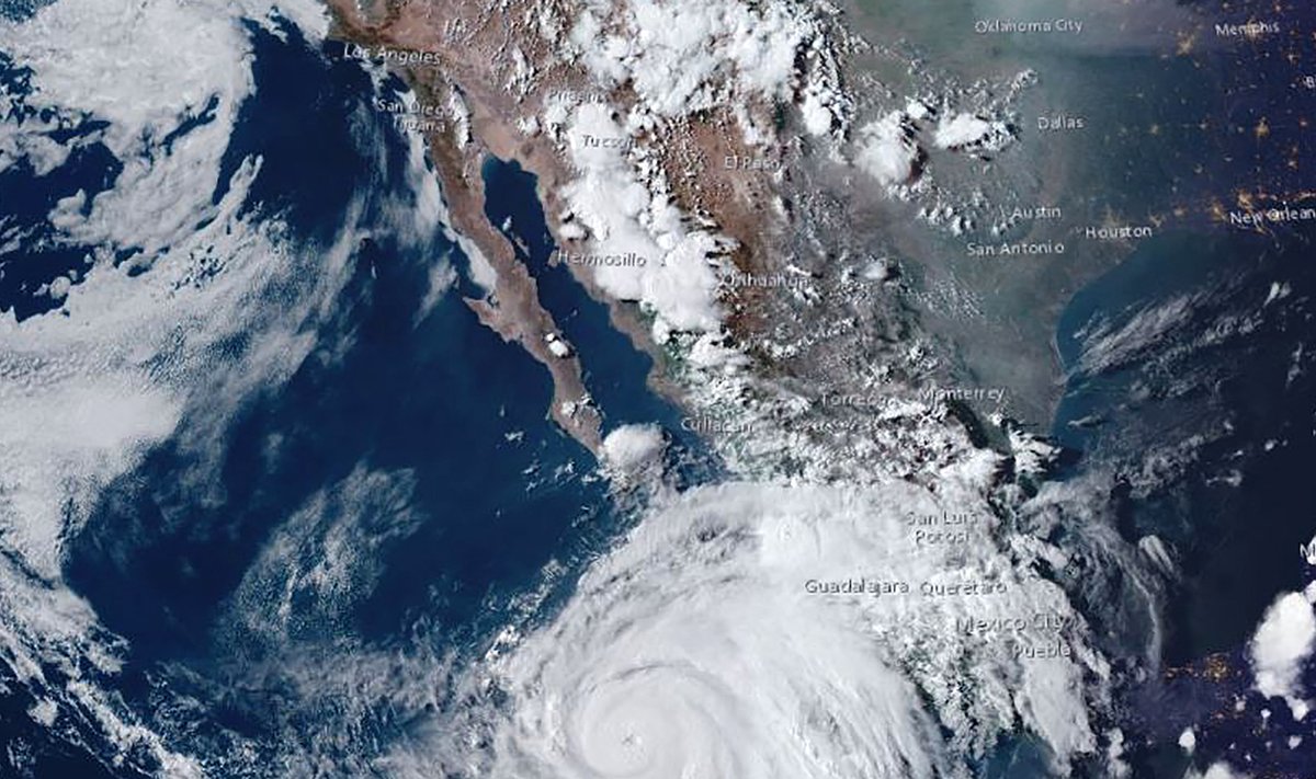 Meksikos link artinasi uraganas