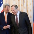 J. Kerry tikisi, kad Rusija įtikins Sirijos režimą laikytis paliaubų