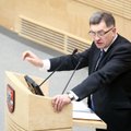 A.Butkevičius: planuojame riboti atsiskaitymus grynais pinigais nuo 5 tūkst. Lt