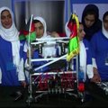 Devynios Afganistano merginų robotikos komandos narės atsidūrė Dohoje