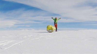 Colinas O'Brady tapo pirmuoju Antarktidą be pagalbos skersai kirtusiu žmogumi