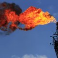 Kuveitas ir Saudo Arabija atnaujins naftos gavybą ginčytiname telkinyje