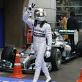 L. Hamiltonas Kinijoje užtikrintai iškovojo „pole“ poziciją