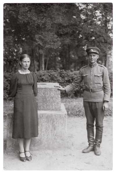Karys Stasys Mikšta su Adele Čereškevičiūte, Simpatija. 1940 m. 