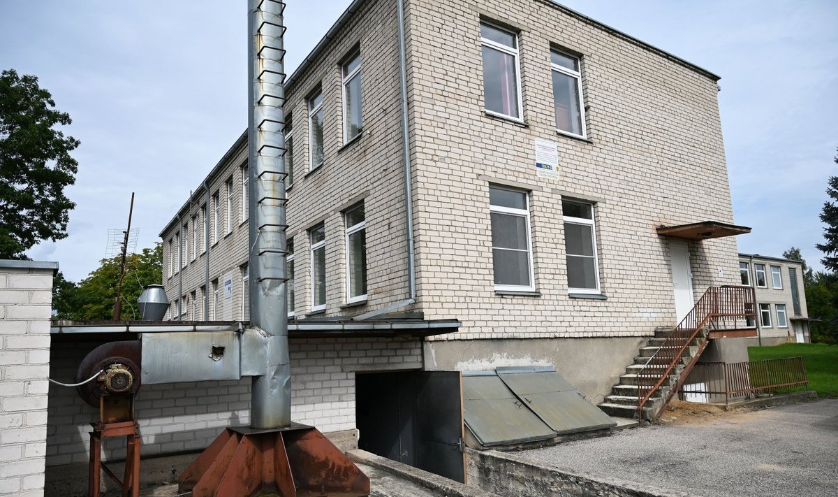 Uždaryta Makniūnų mokykla