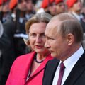 Что известно о главе МИД Австрии, на свадьбу которой едет Путин
