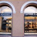 Sostinėje uždaroma „Burberry“ parduotuvė: vietoje jos įsikurs kiti prekių ženklai