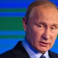 V. Putinas pasirašė teisės aktą, stabdantį susitarimą su JAV dėl plutonio naikinimo