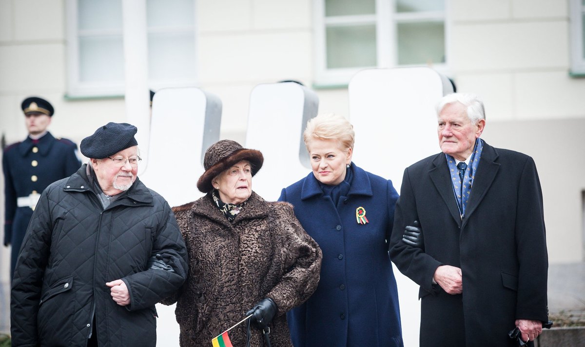 Prezidentė Dalia Grybauskaitė, Valdas Adamkus, Vytautas Landsbergis su žmona