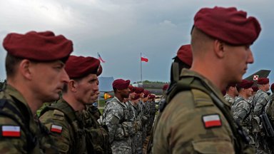 Ćwierć miliona Polaków wzywają do wojska