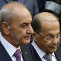 Baigiantis kadencijai ir gresiant valdžios vakuumui, M. Aounas paliko Libano prezidentūrą