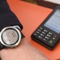„Swedbank“ pristatė atsiskaitymų išmaniaisiais laikrodžiais galimybę