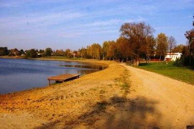 Sartų ežero pakrantė