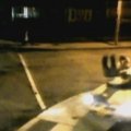 Policija JAV nufilmavo, kaip sprunka į pėsčiųjų grupę rėžęsis vairuotojas