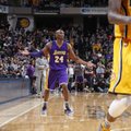 NBA: „Lakers“ tempęs K. Bryantas paskandino komandą, L. Jamesas smaginosi