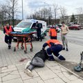 В Вильнюсе столкнулись двое водителей электросамокатов