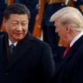 Trumpas patvirtino neįvesiantis naujų tarifų Kinijai