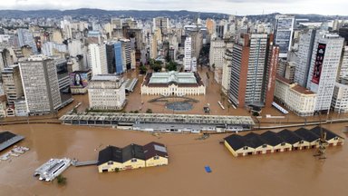 Brazilija bando atlaikyti vieną didžiausių potvynių šalies istorijoje